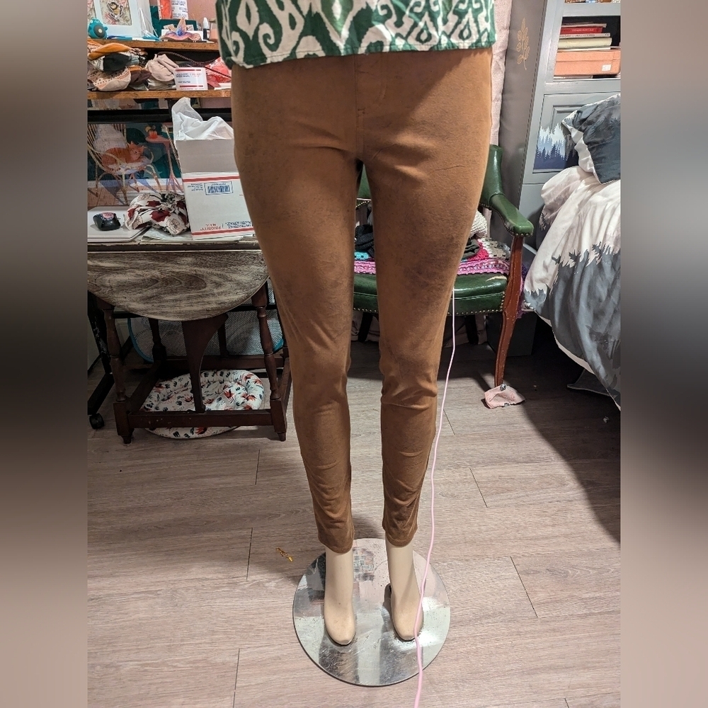 Chico's Brown Suede‎ stone look skinny leggings size 00